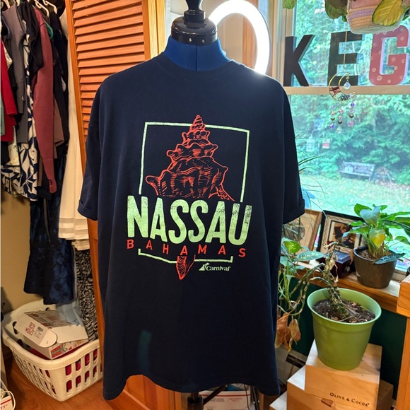 Carnival Nassau Bahamas Navy T-Shirt unisex - Picture 1 of 3